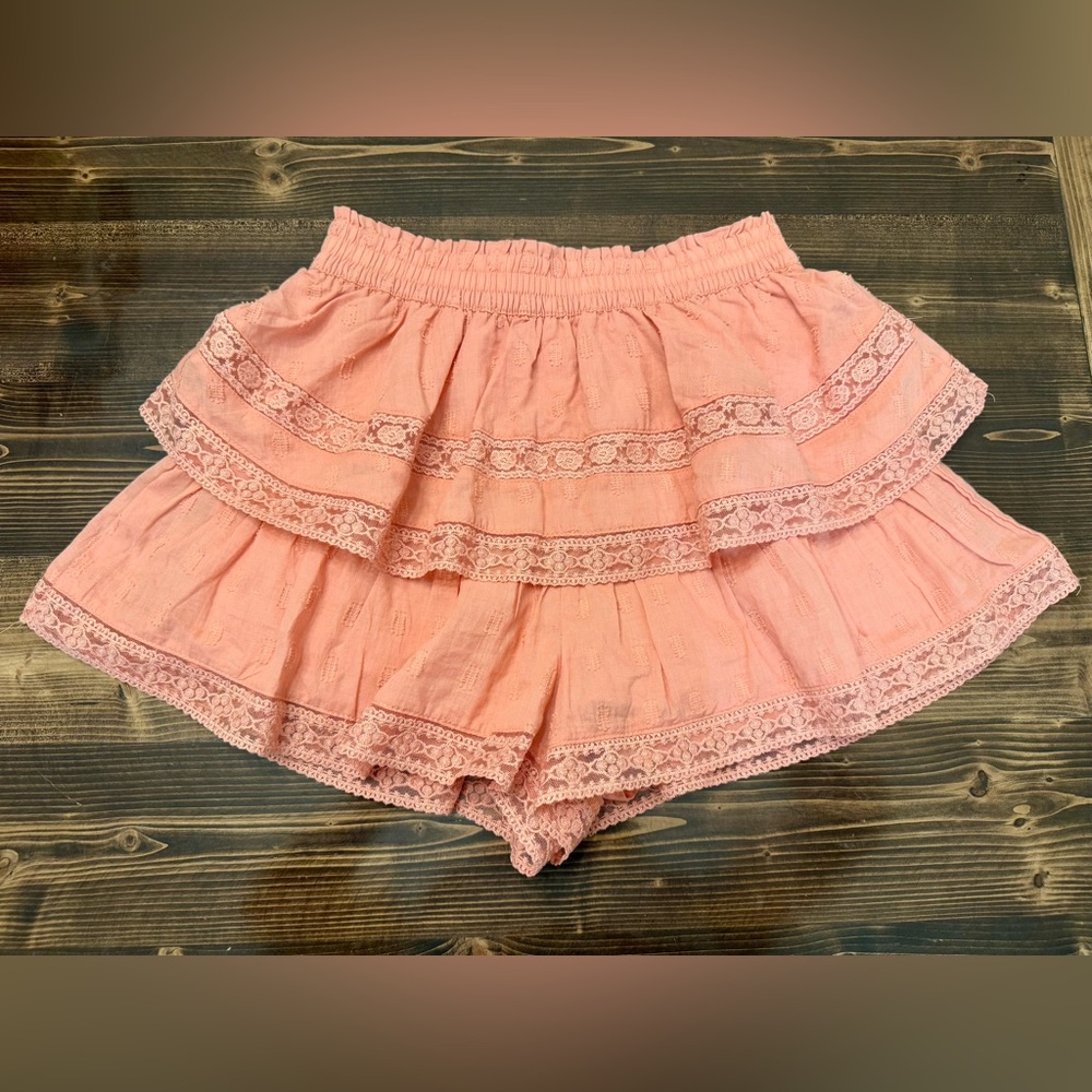 Altar'd State Women’s Coral Eyelet‎ Trimmed Wide Leg Shorts Size S EUC